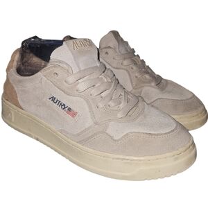Autry Medalist Low Top Women's Sneakers Size 38